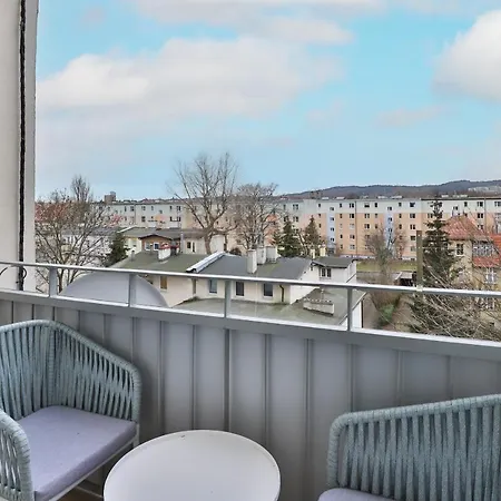 דירה With Balcony Near The In By Renters *