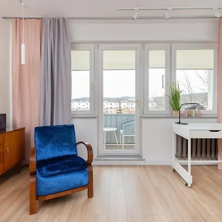 With Balcony Near The In By Renters * 소포트