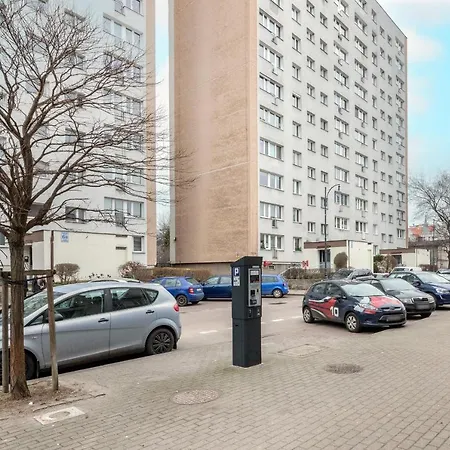 Lejlighed With Balcony Near The In By Renters *