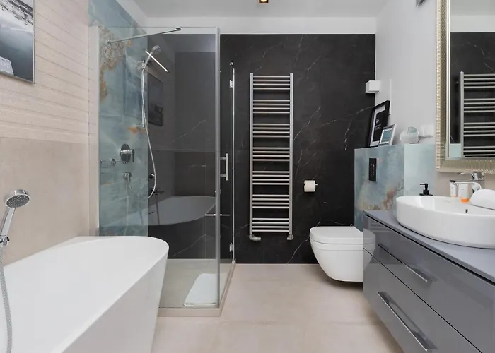 With Balcony Near The In By Renters *