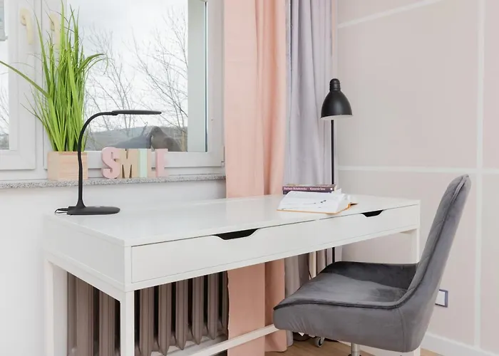 With Balcony Near The In By Renters Lägenhet Sopot